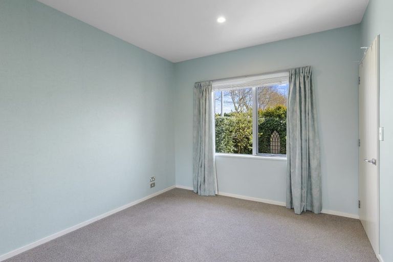 Photo of property in Yaldhurst Courts, 1/372 Yaldhurst Road, Russley, Christchurch, 8042