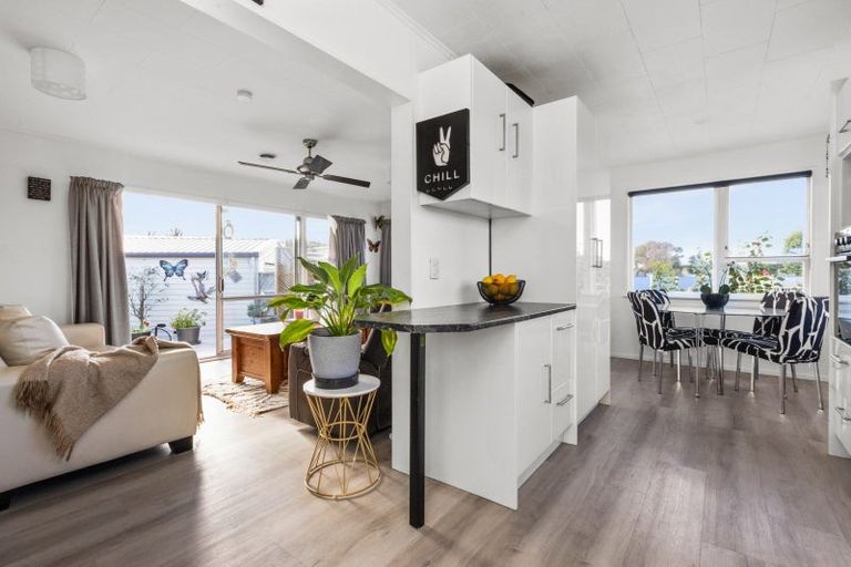 Photo of property in 51 Coventry Avenue, Tamatea, Napier, 4112