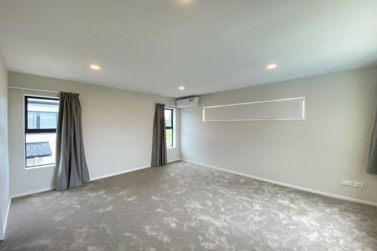 Photo of property in 16 Kokowai Parade, Hobsonville, Auckland, 0616