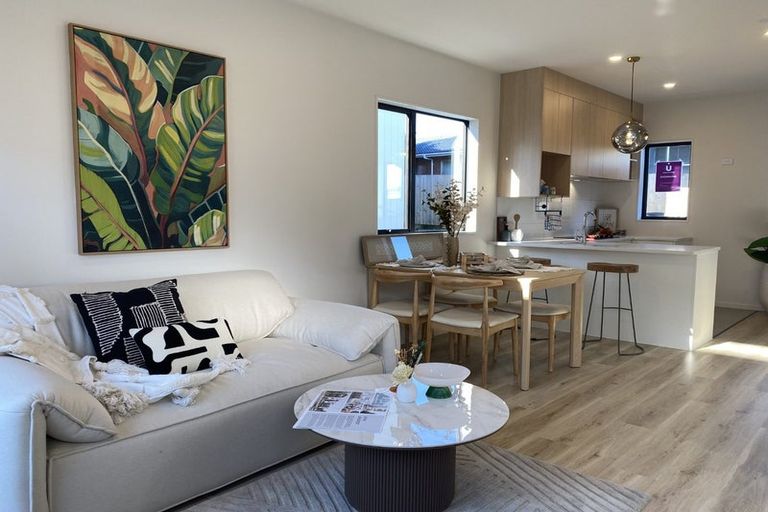 Photo of property in 5/35 Renata Crescent, Te Atatu Peninsula, Auckland, 0610