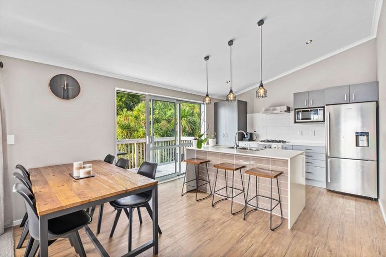 Photo of property in 60 Mili Way South, Ranui, Auckland, 0612
