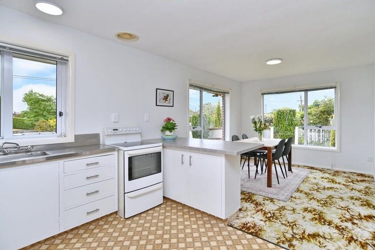 Photo of property in 91 Kendal Avenue, Burnside, Christchurch, 8053