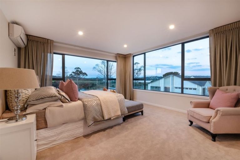 Photo of property in 8 Kano Way, Hobsonville, Auckland, 0616