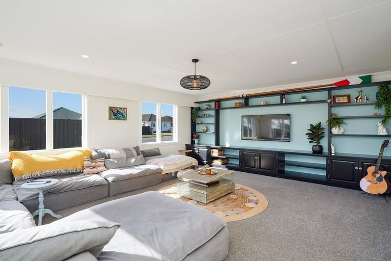 Photo of property in 10 Joseph Street, Waverley, Invercargill, 9810