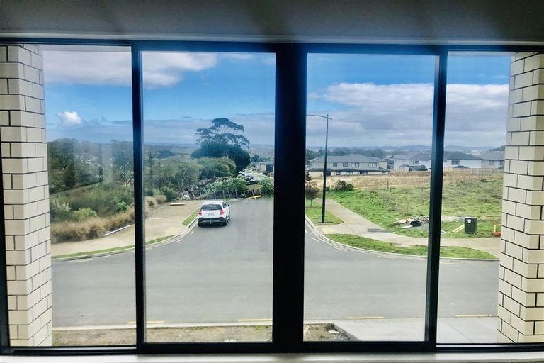 Photo of property in 24 Matahae Drive, Flat Bush, Auckland, 2019