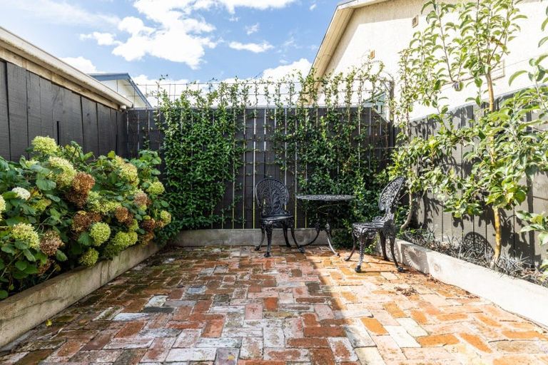 Photo of property in 406a Frederick Street, Mahora, Hastings, 4120
