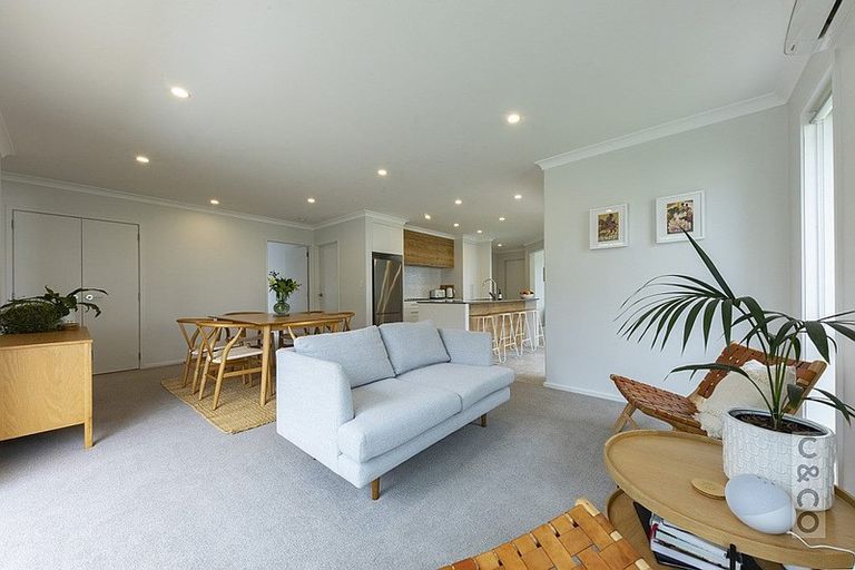 Photo of property in 31 Pitoitoi Drive, Riverhead, 0820