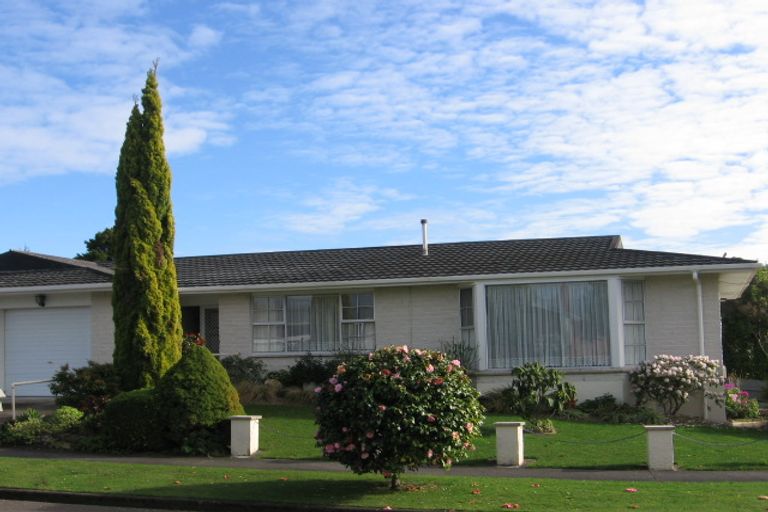 Photo of property in 11 Coronet Place, Awapuni, Palmerston North, 4412