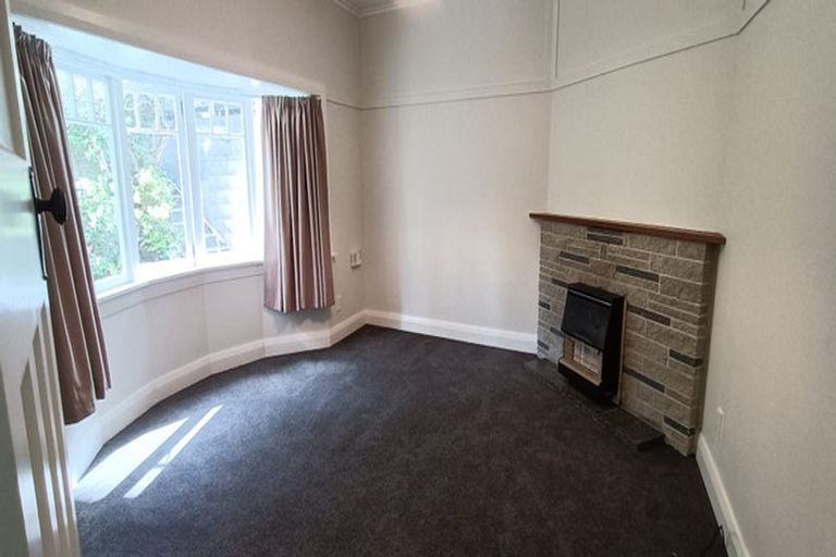 Photo of property in 6 Putnam Street, Northland, Wellington, 6012