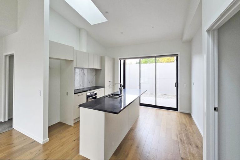 Photo of property in 16 George Yee Place, Taradale, Napier, 4112