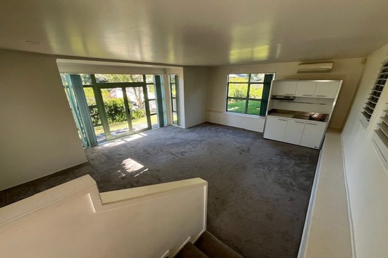 Photo of property in 15 Hague Place, Birkenhead, Auckland, 0626