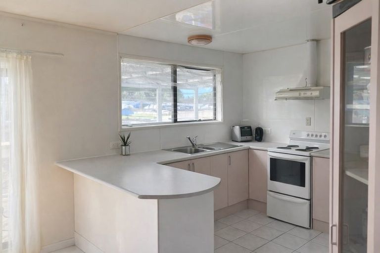 Photo of property in 5 Tamworth Close, Manurewa, Auckland, 2102
