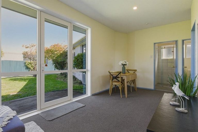 Photo of property in 18 Delph Street, Avonhead, Christchurch, 8042