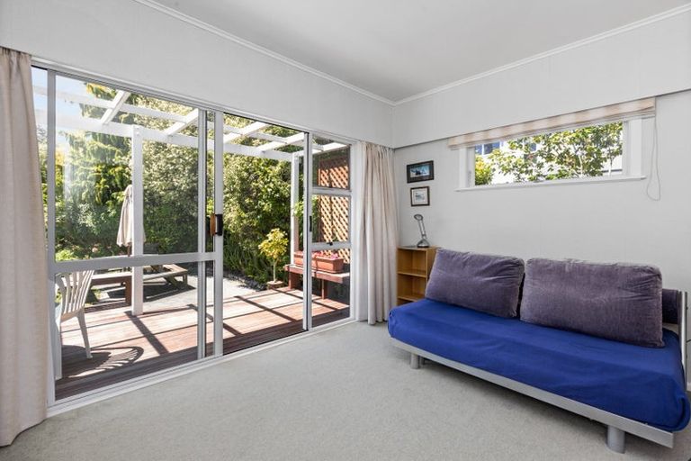 Photo of property in 49 Avondale Road, Taradale, Napier, 4112