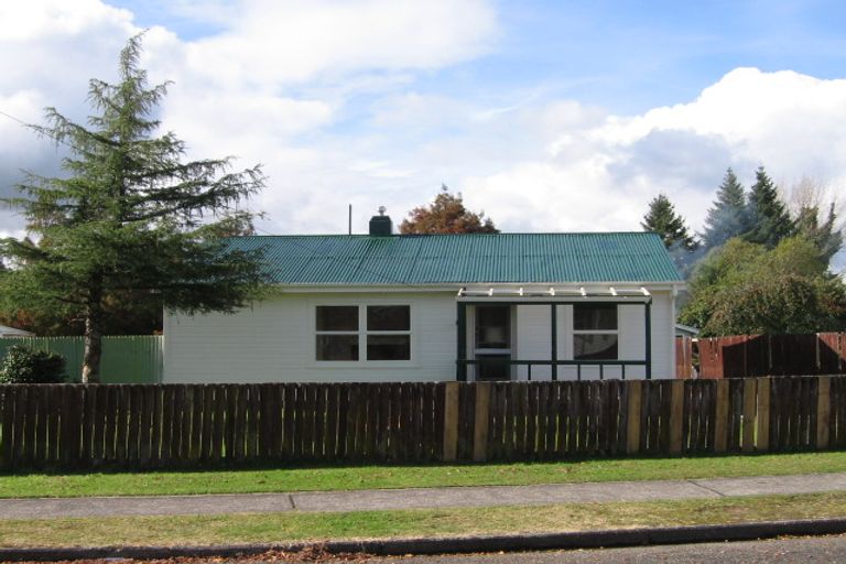 Photo of property in 37 Jedburgh Street, Tokoroa, 3420