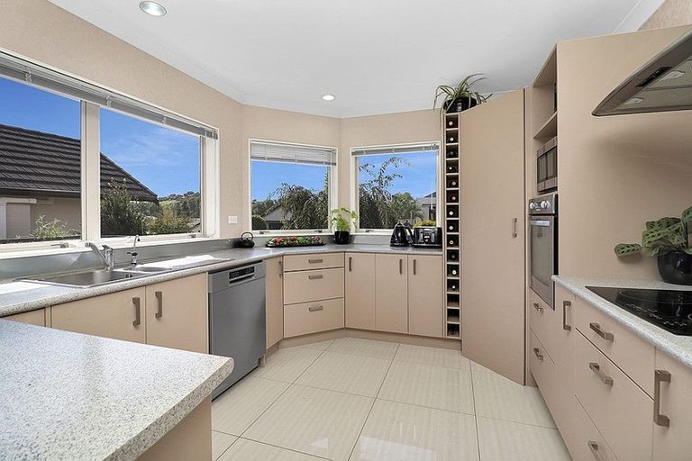 Photo of property in 28 Hawkridge Heights, Bethlehem, Tauranga, 3110