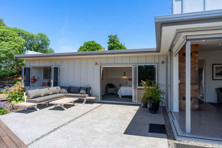 Photo of property in 104 Raukawa Road, Peka Peka, Waikanae, 5391