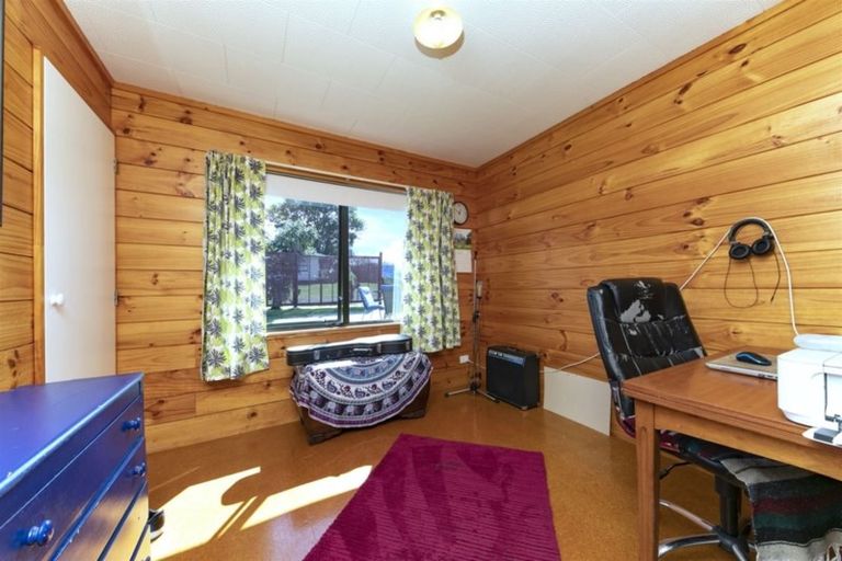 Photo of property in 13a Fitzwater Place, Henderson, Auckland, 0612