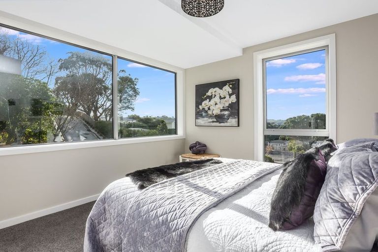 Photo of property in 10 Silvereye Way, Johnsonville, Wellington, 6037