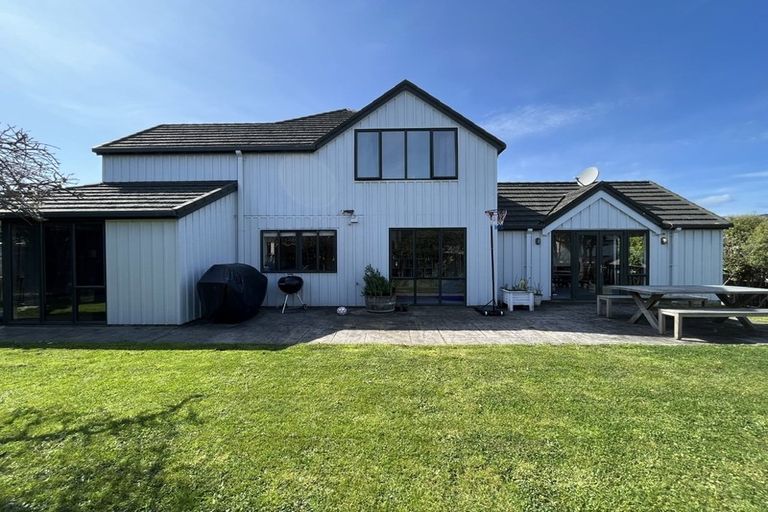 Photo of property in 66 Joseph Banks Drive, Whitby, Porirua, 5024