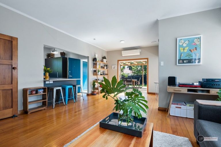 Photo of property in 227 Riverside Drive, Waterloo, Lower Hutt, 5011