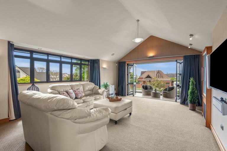 Photo of property in Willfox, 54 Ihaka Street, Hokowhitu, Palmerston North, 4410