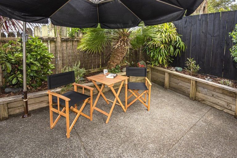 Photo of property in 19b Commins Road, Onerahi, Whangarei, 0110