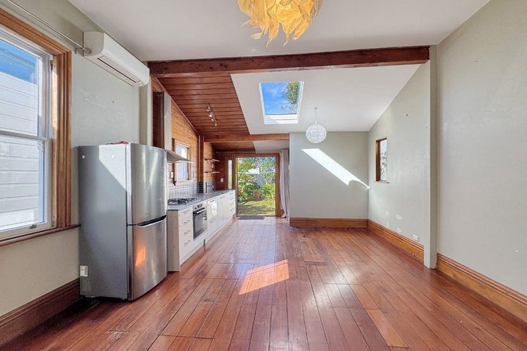 Photo of property in 27 Rintoul Street, Newtown, Wellington, 6021