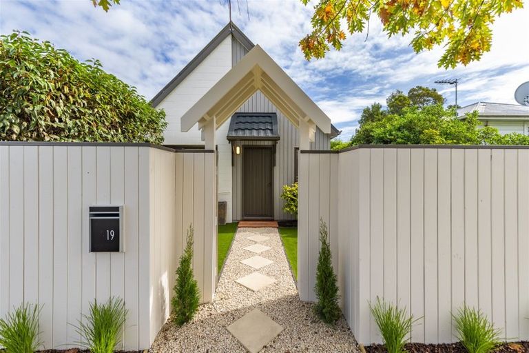 Photo of property in 19 Trafalgar Street, St Albans, Christchurch, 8014