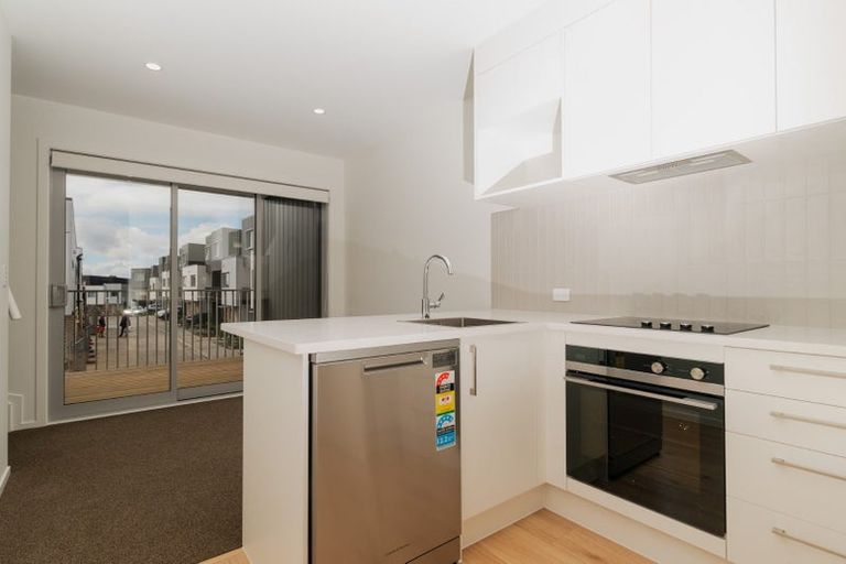 Photo of property in 69 Ngae Place, Mangere East, Auckland, 2024