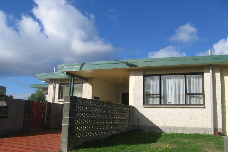 Photo of property in 3f2 Phoenix Way, Brooklyn, Wellington, 6021