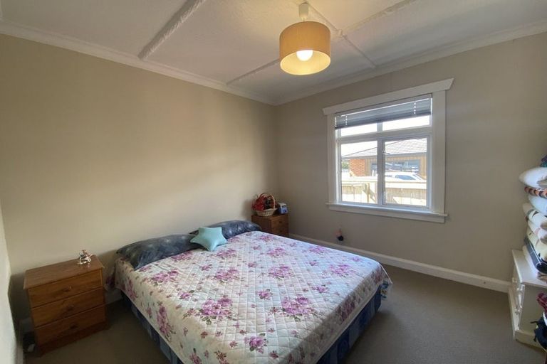 Photo of property in 25a Tukapa Street, Westown, New Plymouth, 4310
