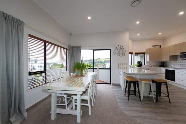 Photo of property in 26 Cumberland Rise, Taradale, Napier, 4112