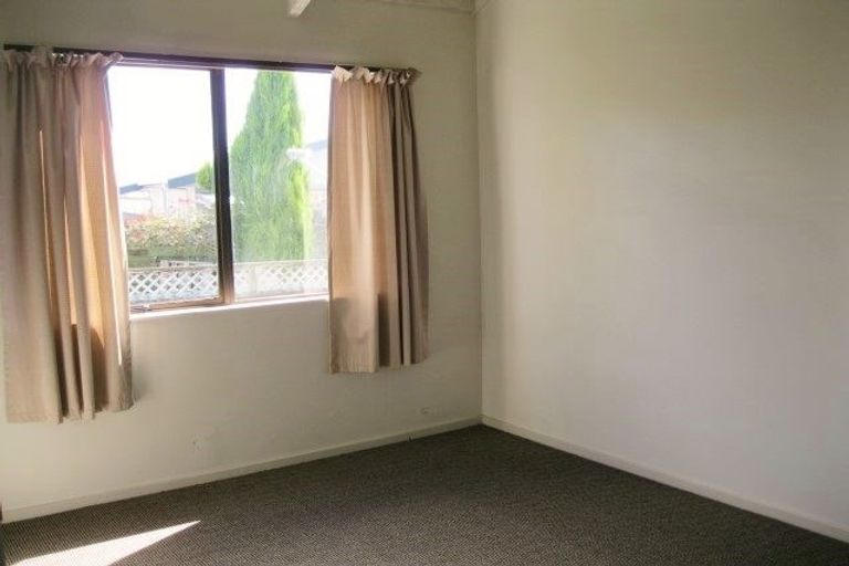Photo of property in 38a Kaitemako Road, Welcome Bay, Tauranga, 3112