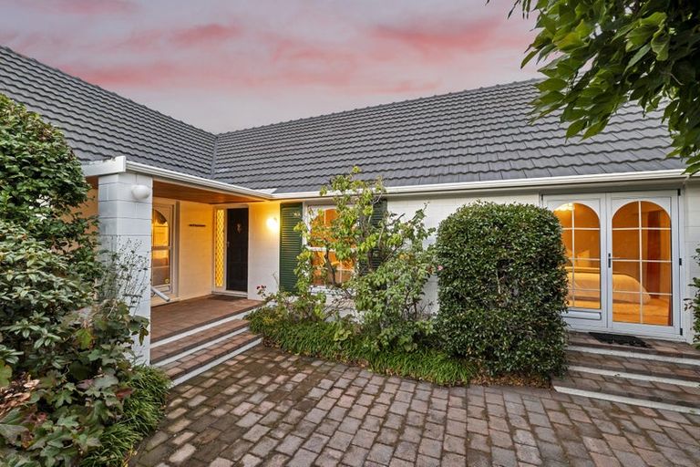 Photo of property in 8 Skye Place, Burnside, Christchurch, 8053