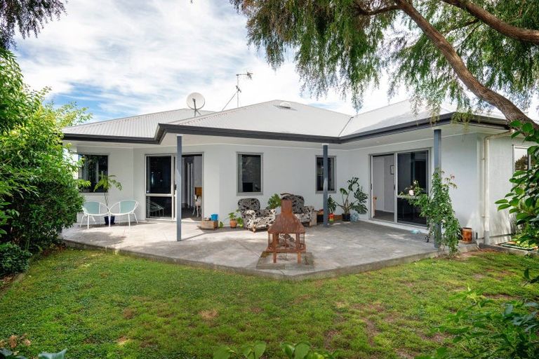 Photo of property in 117 Mcleod Street, Camberley, Hastings, 4120