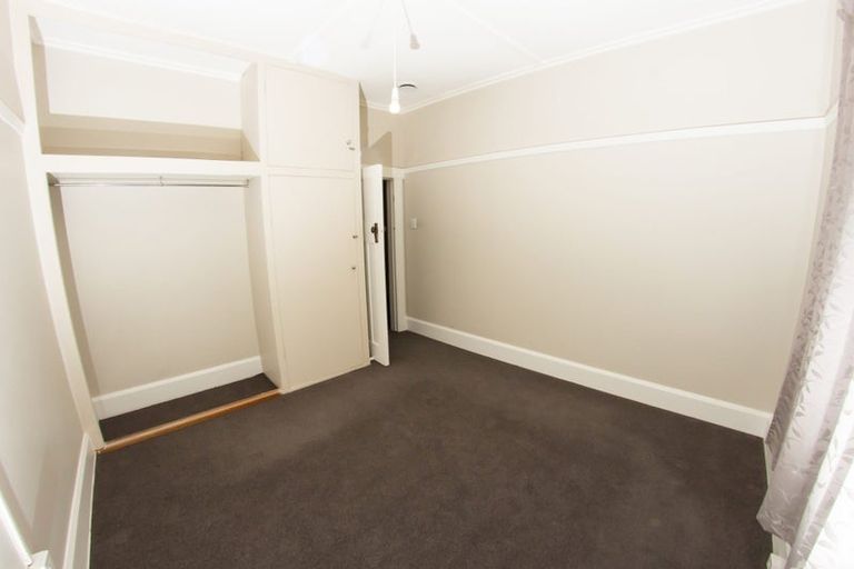 Photo of property in 90 Freyberg Street, Lyall Bay, Wellington, 6022