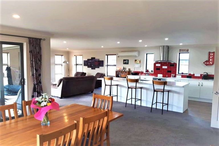 Photo of property in 58 Huntingdon Drive, Rangiora, 7400