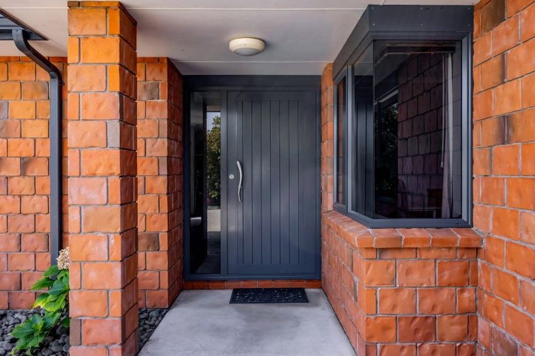 Photo of property in 5a James Drive, Bell Block, New Plymouth, 4312