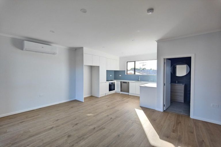 Photo of property in 185c Bucklands Beach Road, Bucklands Beach, Auckland, 2012