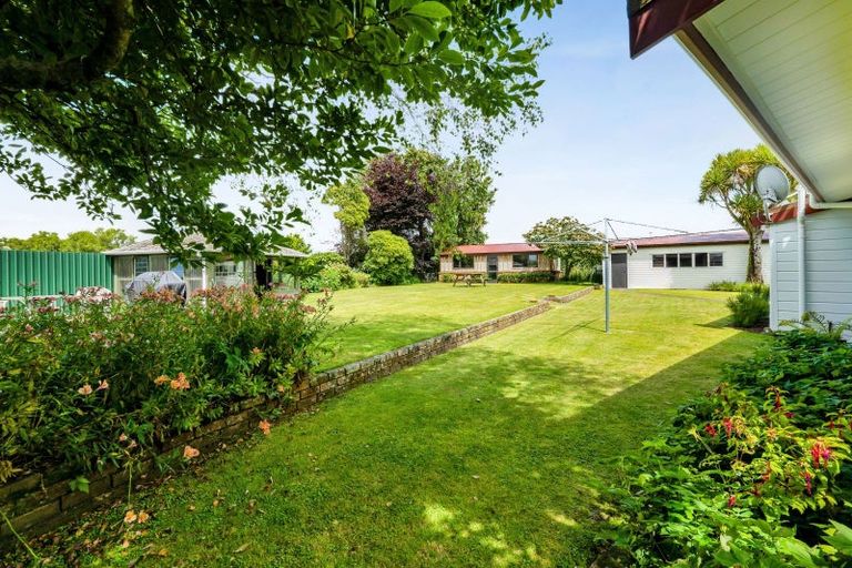 Photo of property in 37 Flint Road West, Stratford, 4332