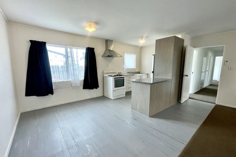 Photo of property in 1/6a Druces Road, Wiri, Auckland, 2104