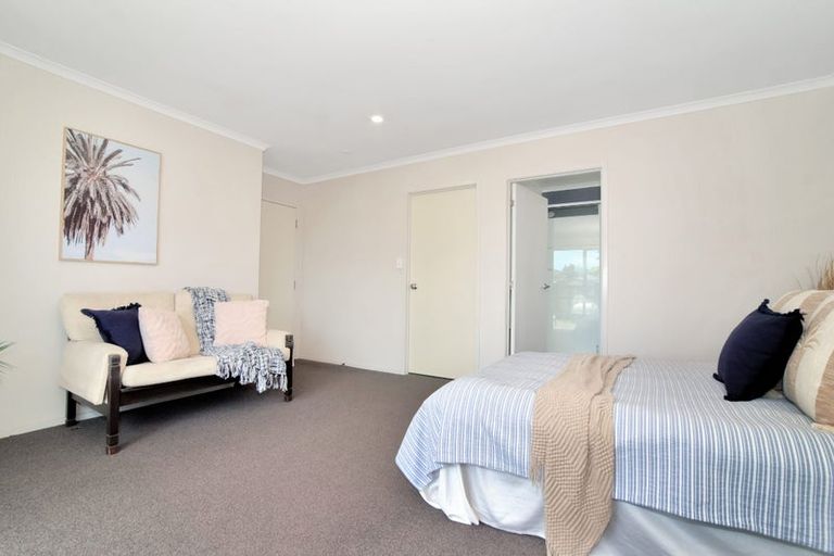 Photo of property in 74a Simpson Road, Papamoa Beach, Papamoa, 3118