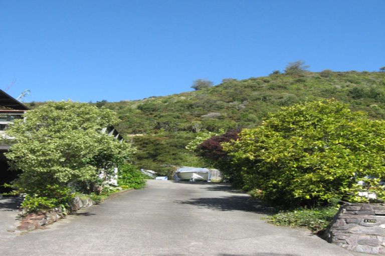 Photo of property in 105 Milton Terrace, Picton, 7220