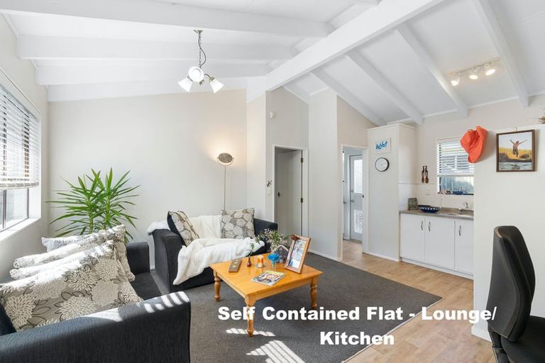 Photo of property in 106a Martin Road, Paraparaumu Beach, Paraparaumu, 5032