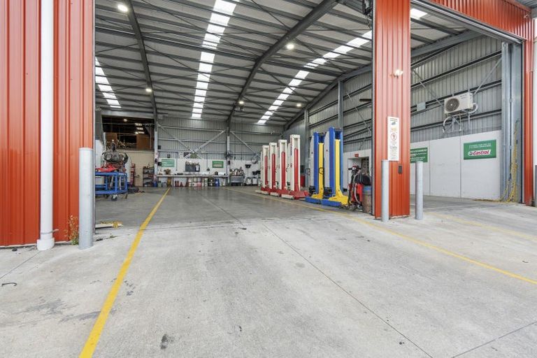 Photo of property in 24 Richmond Street, Inglewood, 4330