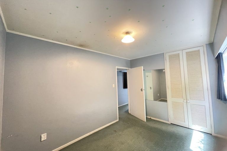 Photo of property in 1 Anakiwa Place, Milford, Auckland, 0620