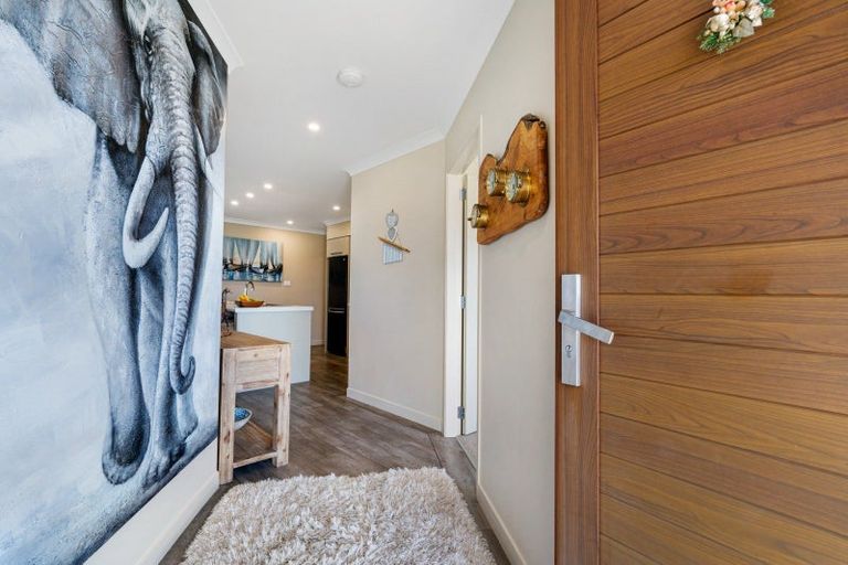 Photo of property in 64 Ballantyne Way, Aongatete, Katikati, 3178