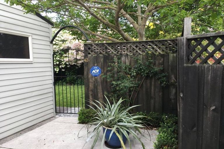 Photo of property in 42/a Ward Street, Addington, Christchurch, 8024