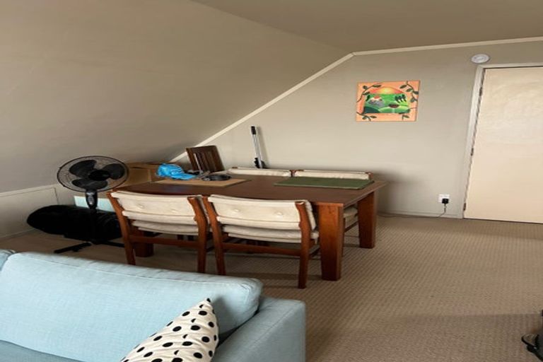 Photo of property in 2/175 East Coast Road, Castor Bay, Auckland, 0620